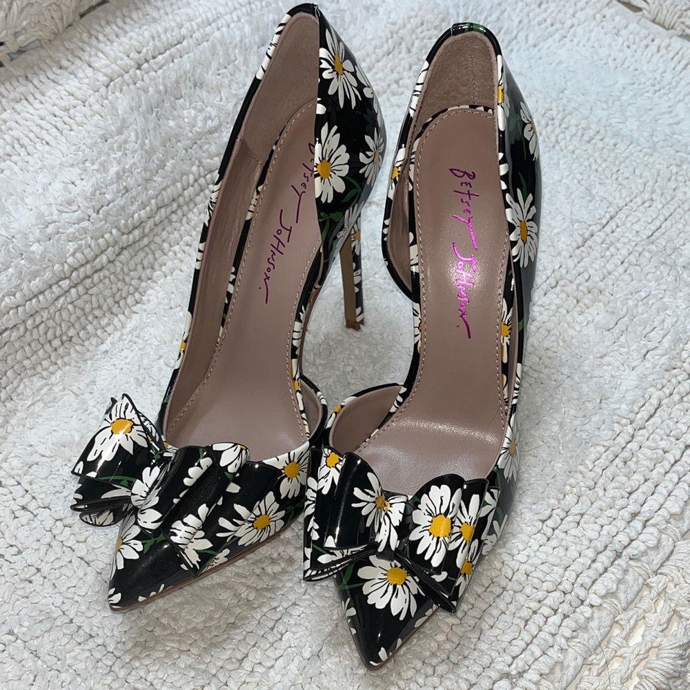Betsey Johnson Floral Black Heels with Bow